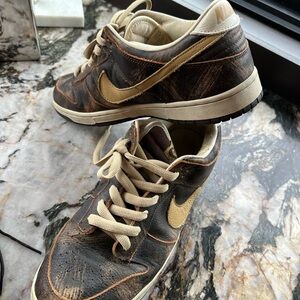 Nike Brown and Tan Low-Top Sneakers